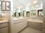 1303 - 33 University Avenue, Toronto, ON M5J2S7 Photo 14