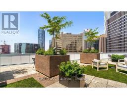 1303 - 33 University Avenue, Toronto, ON M5J2S7 Photo 20