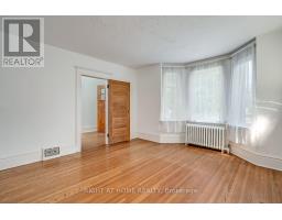 32 Belcourt Road, Toronto, ON M4S2T9 Photo 9
