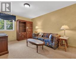 11 Paris Court, Toronto, ON M3A3M6 Photo 24