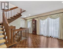 Dining room - 11 Paris Court, Toronto, ON M3A3M6 Photo 7