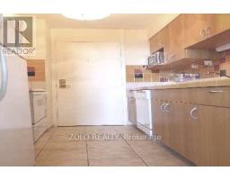 2402 - 135 Antibes Drive, Toronto, ON M2R2Z1 Photo 7
