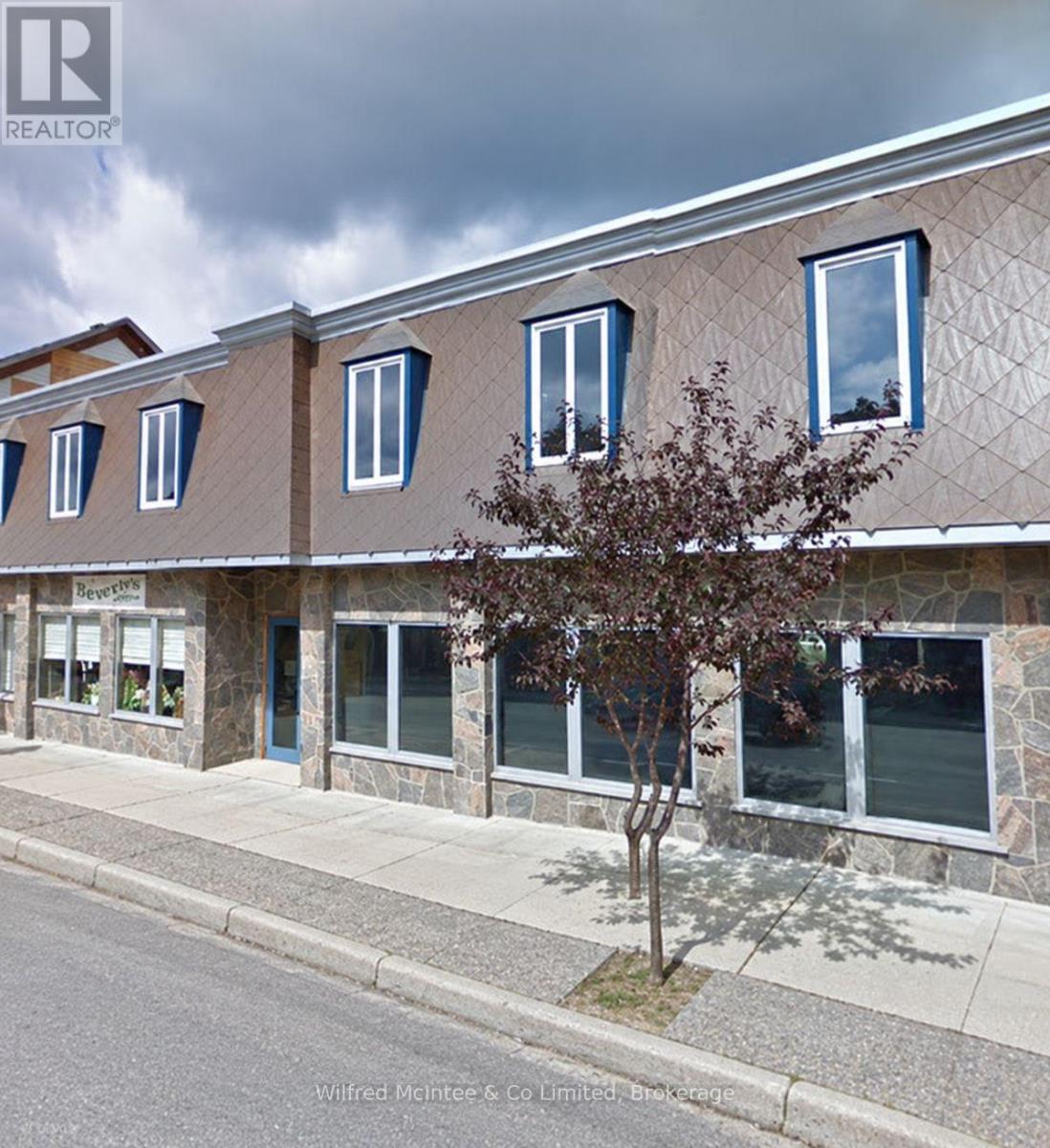 Property for lease at 2ND FLOOR - 238 JOSEPHINE STREET