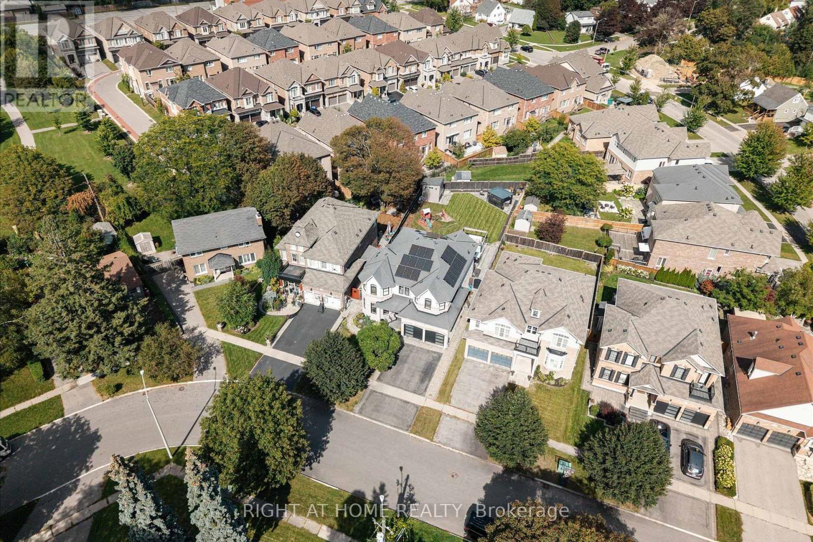 66 Rideout Street, Ajax, ON photo 42