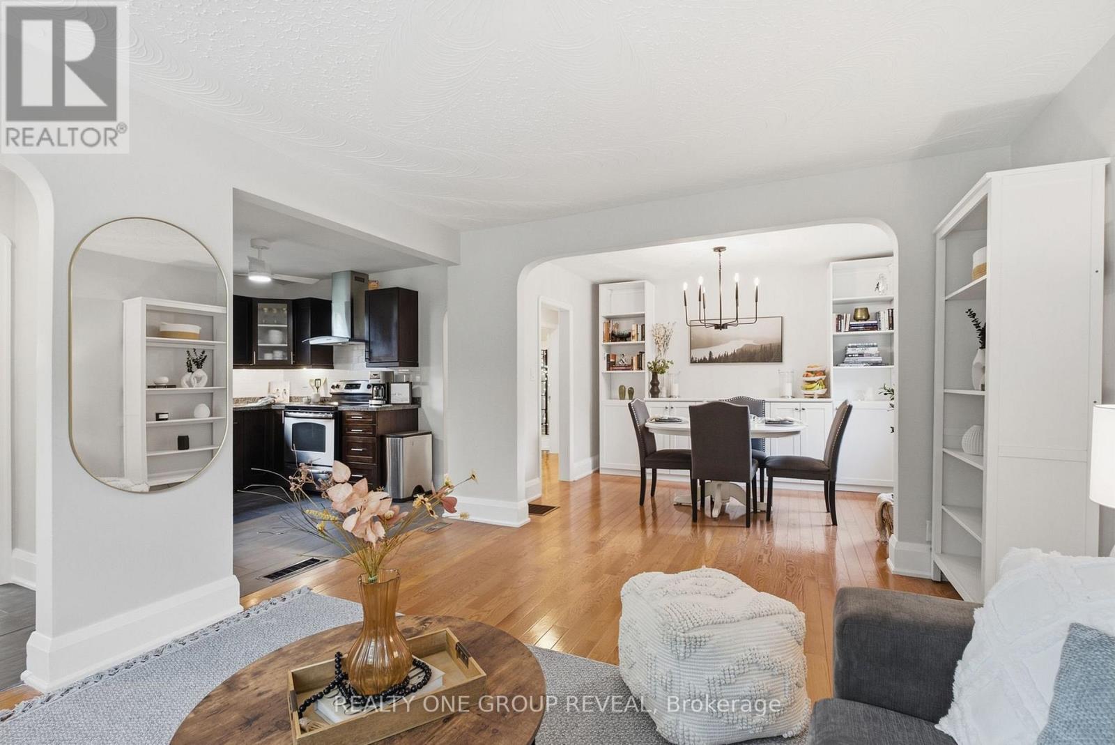 890 Grierson Street, Oshawa, ON photo 10