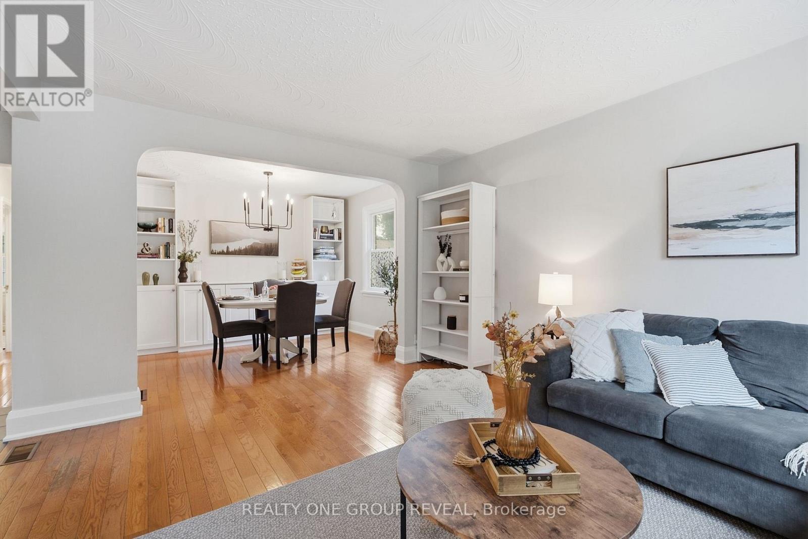 890 Grierson Street, Oshawa, ON photo 11