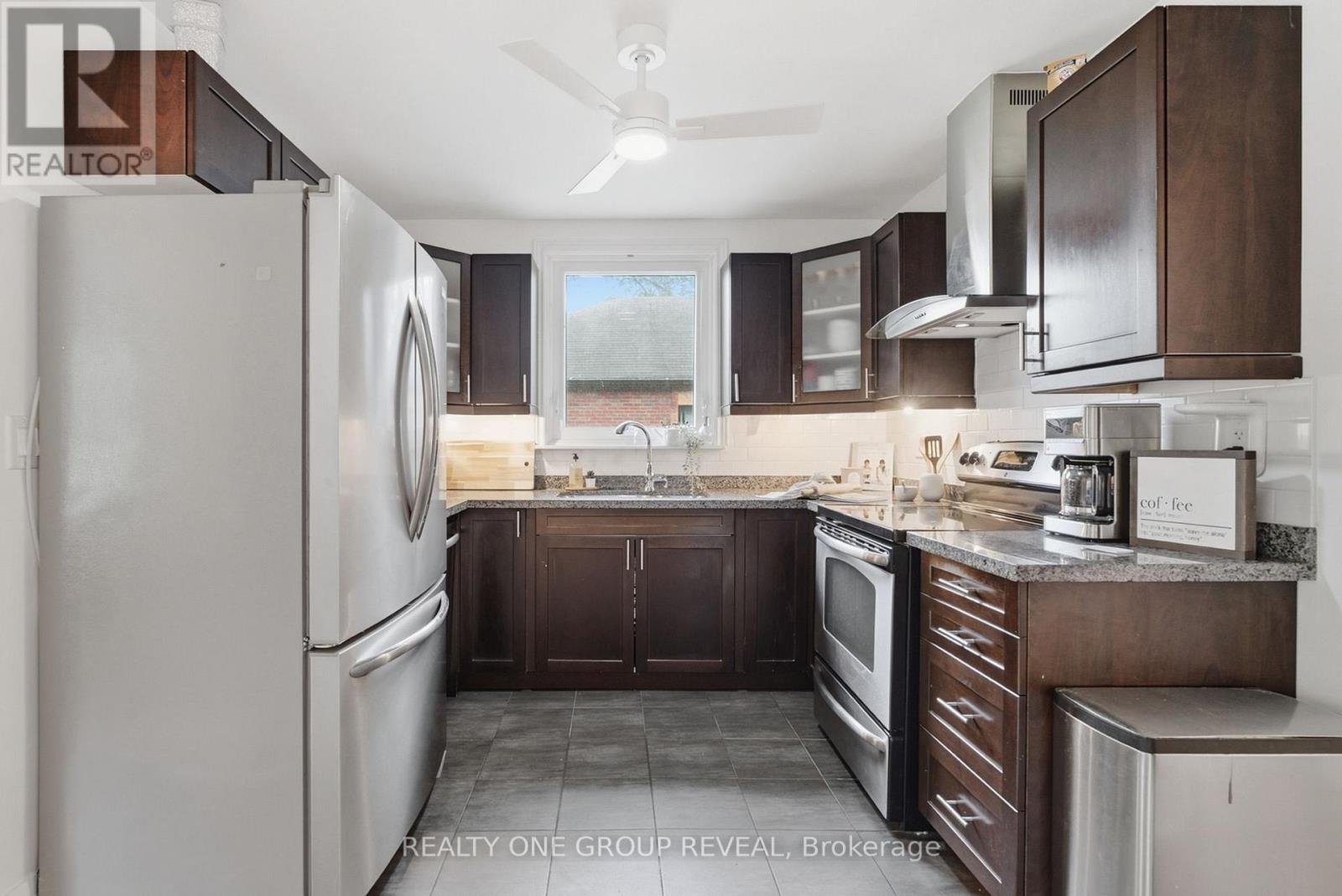 890 Grierson Street, Oshawa, ON photo 16