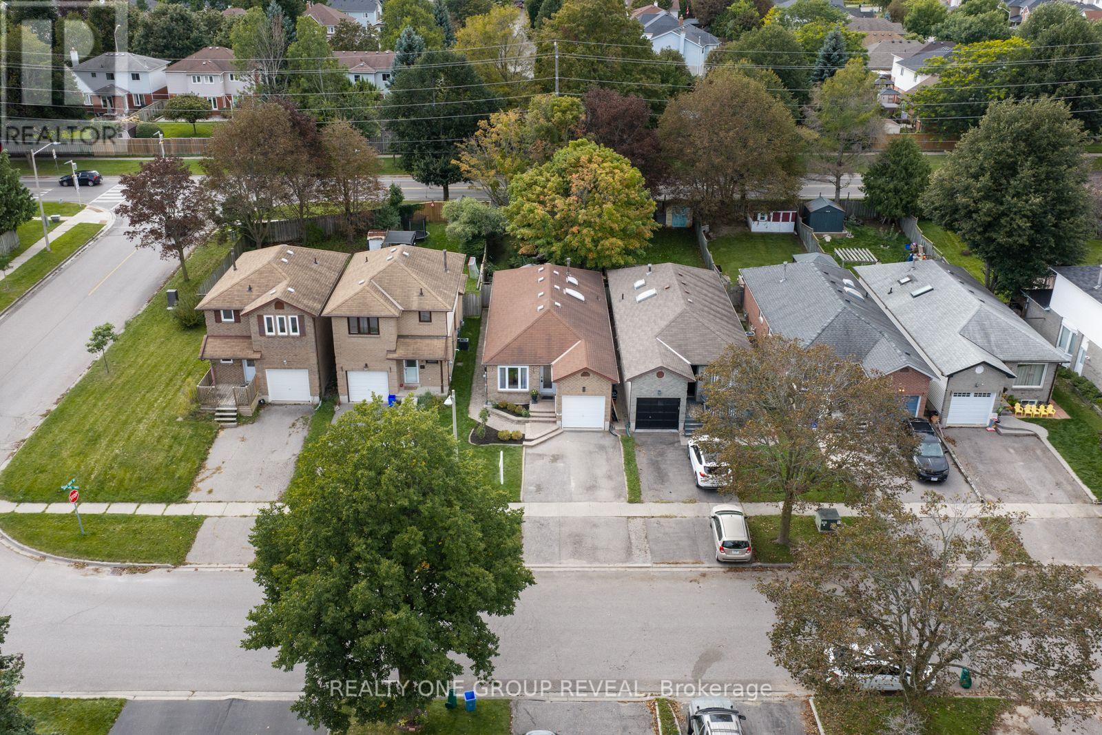 6 Mcfeeters Crescent, Clarington, ON photo 42