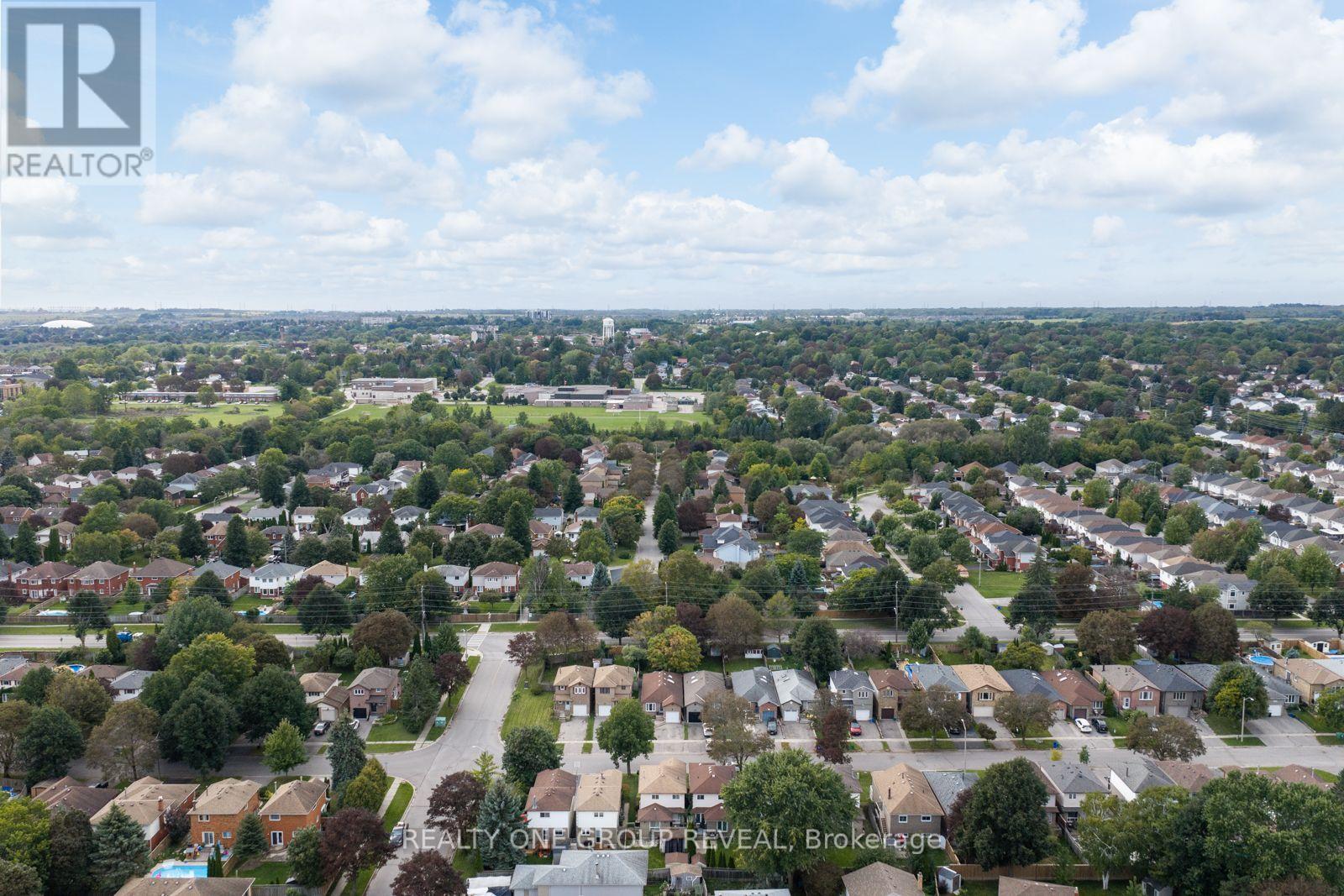 6 Mcfeeters Crescent, Clarington, ON photo 46