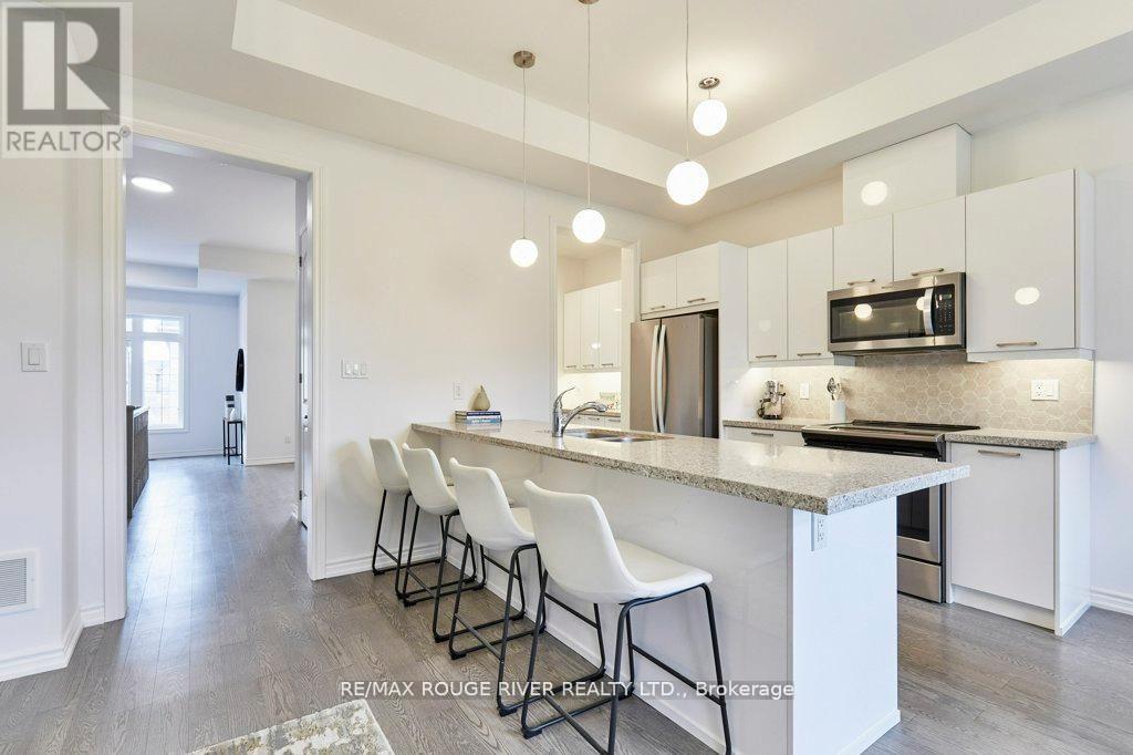 6 Seagrave Lane, Ajax, ON photo 14