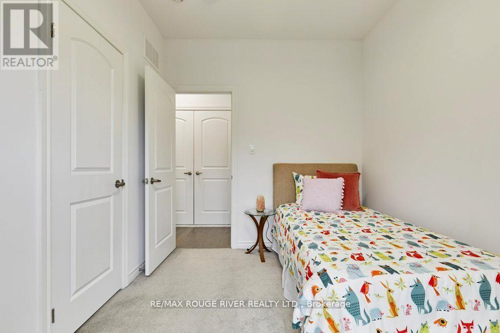 6 Seagrave Lane, Ajax, ON photo 31