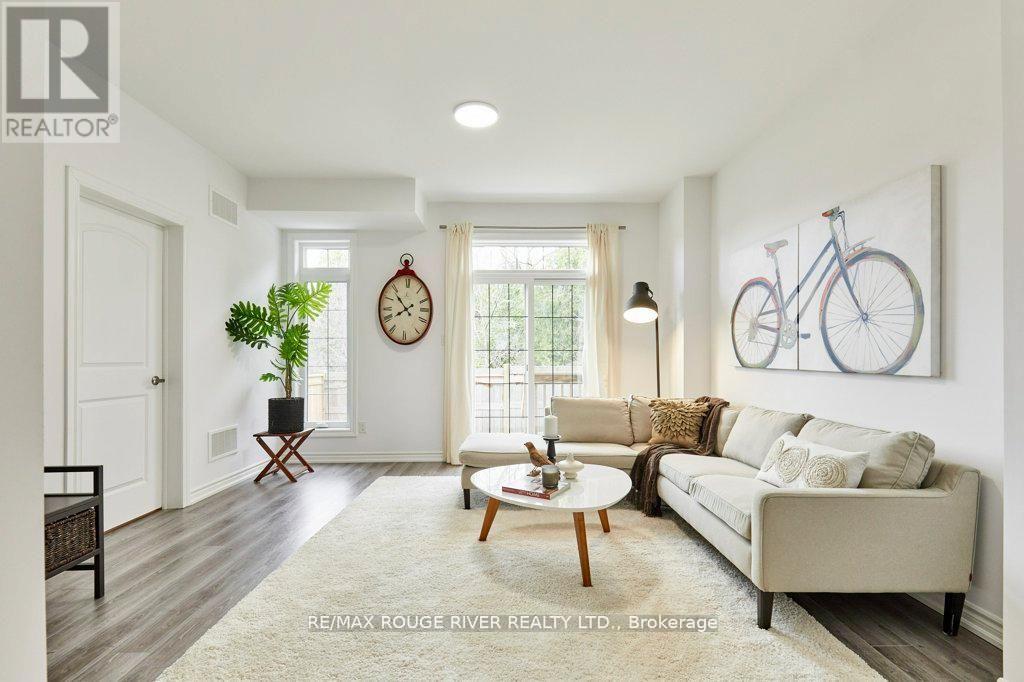 6 Seagrave Lane, Ajax, ON photo 6