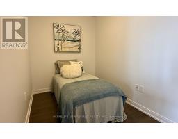 2015 - 275 Village Green Square, Toronto, ON M1S0L8 Photo 18