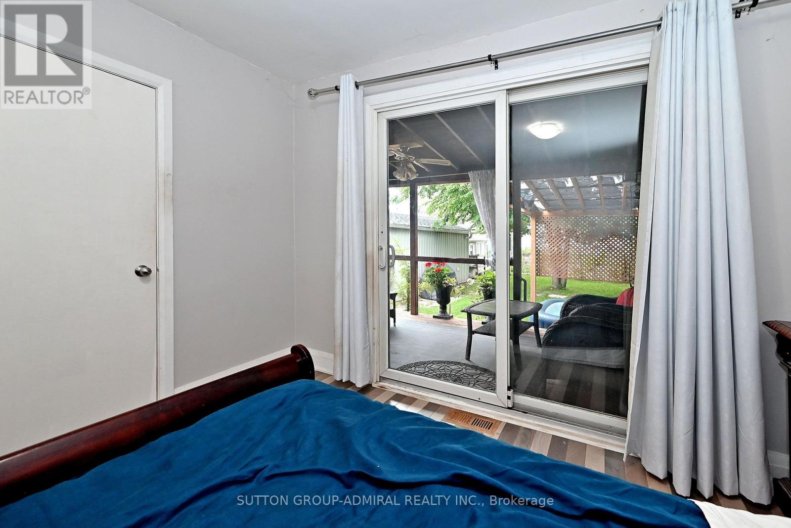 62 WILSON ROAD S - 12