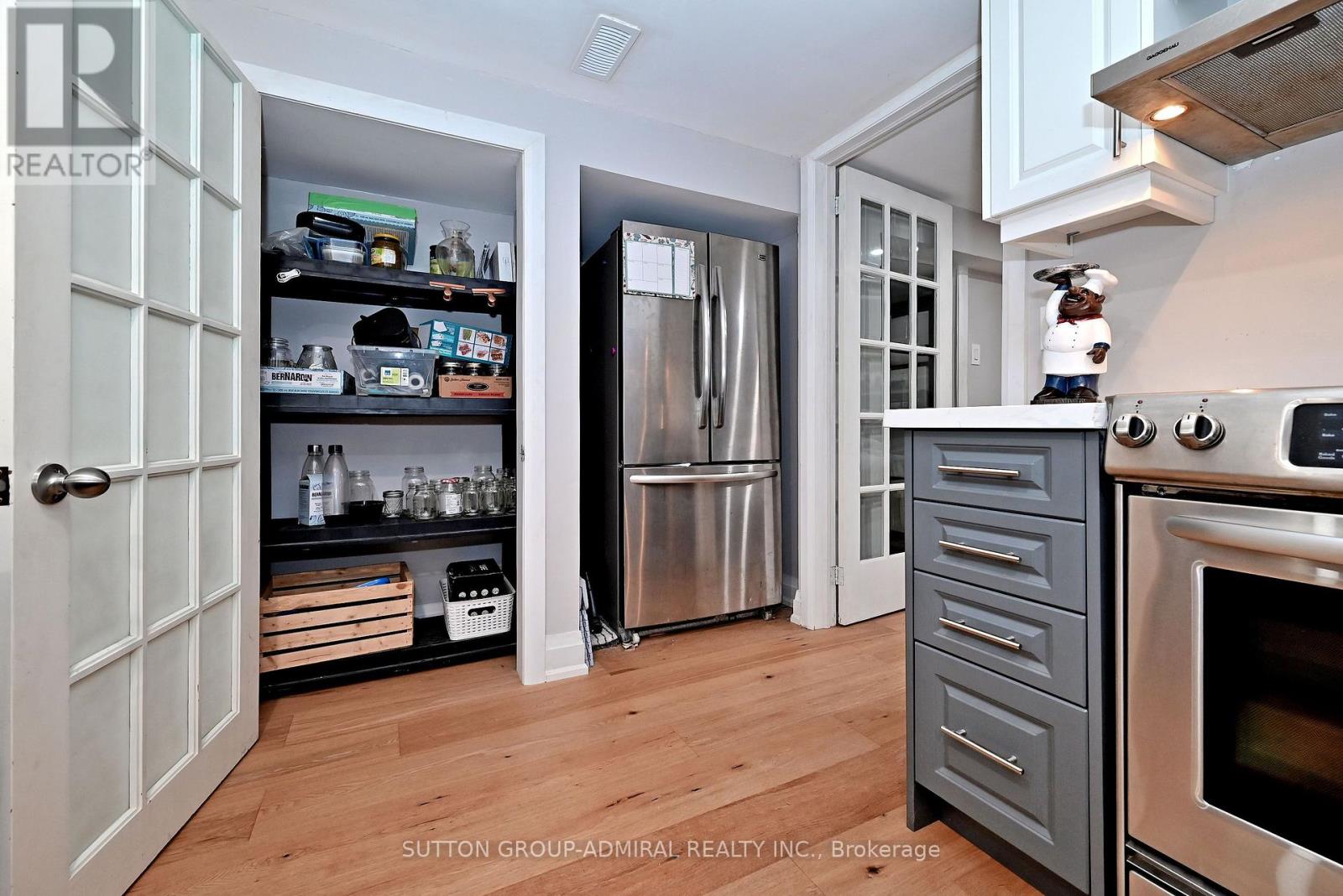 62 WILSON ROAD S - 23