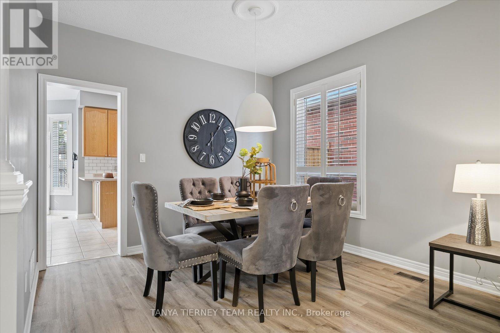 16 Corianne Avenue, Whitby, ON photo 11