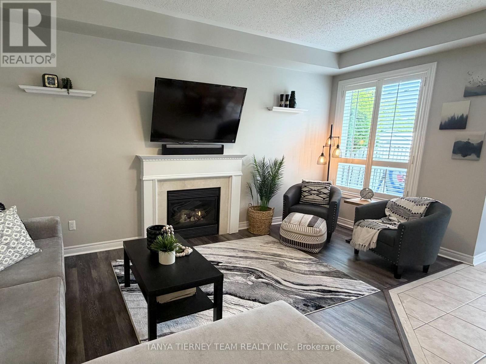 16 Corianne Avenue, Whitby, ON photo 22