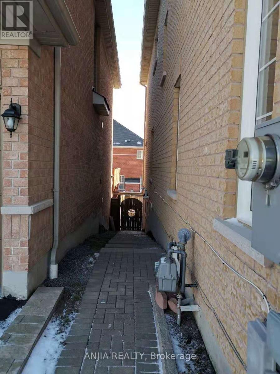 BSMT - 11 LUCE DRIVE
