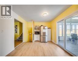 Kitchen - 368 Carling Crescent, Windsor, ON N8S3X8 Photo 12