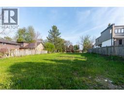 138 Riverbank Drive, Cambridge, ON N3H4R6 Photo 10