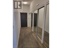 512 - 10 Honeycrisp Crescent, Vaughan, ON L4K0M7 Photo 13