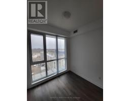 512 - 10 Honeycrisp Crescent, Vaughan, ON L4K0M7 Photo 14