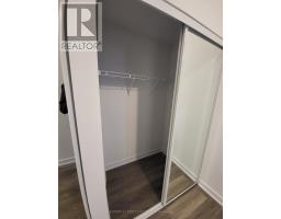 512 - 10 Honeycrisp Crescent, Vaughan, ON L4K0M7 Photo 17