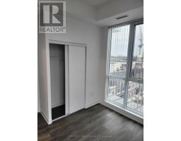512 - 10 Honeycrisp Crescent, Vaughan, ON L4K0M7 Photo 19