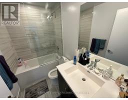 512 - 10 Honeycrisp Crescent, Vaughan, ON L4K0M7 Photo 22