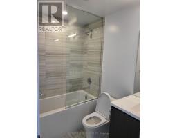 512 - 10 Honeycrisp Crescent, Vaughan, ON L4K0M7 Photo 23