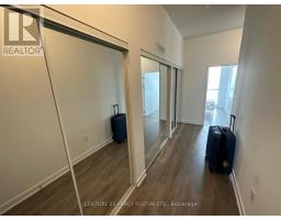 512 - 10 Honeycrisp Crescent, Vaughan, ON L4K0M7 Photo 32