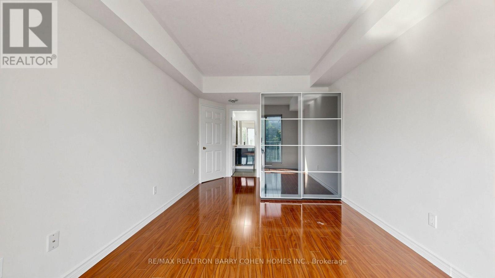 #308 7398 YONGE STREET - 30