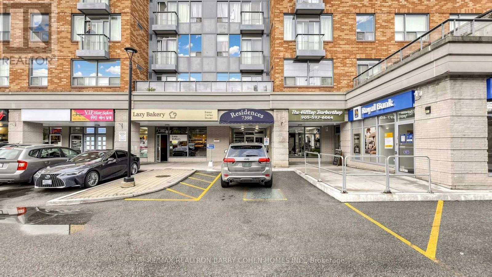 #308 7398 YONGE STREET - 4
