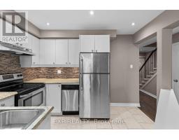 12 - 12 Lankin Boulevard, Orillia, ON L3V6T1 Photo 7