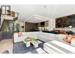 3pc Bathroom - 421 29 Avenue Ne, Calgary, AB T2E2C6 Photo 16