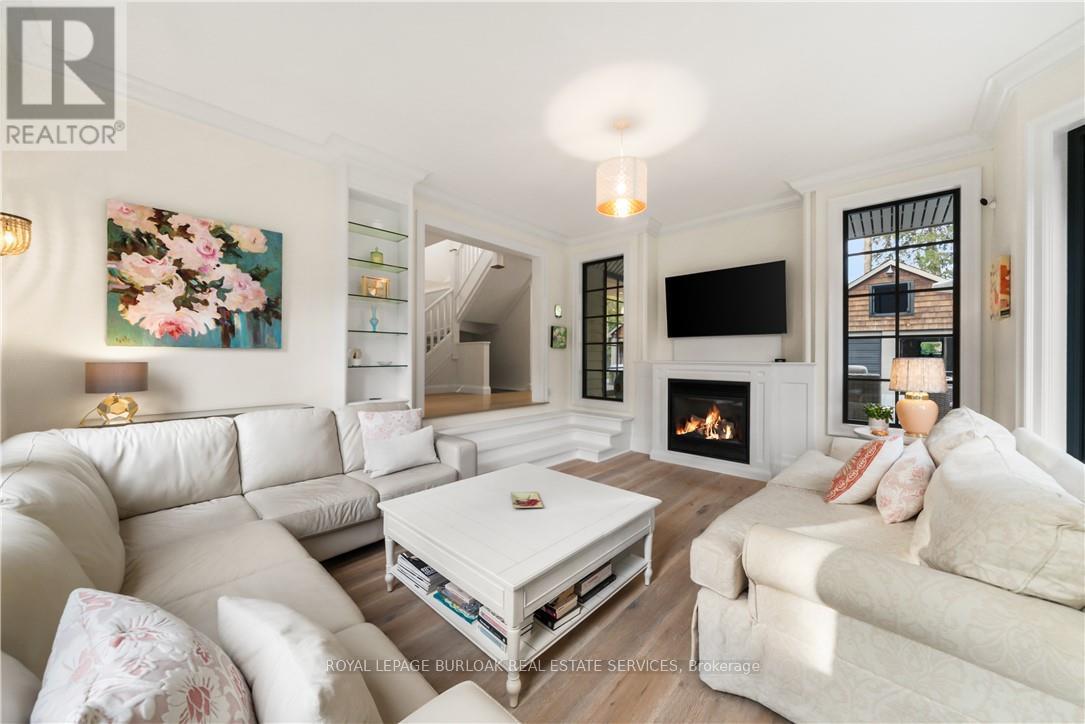 423 SMITH AVENUE - 6