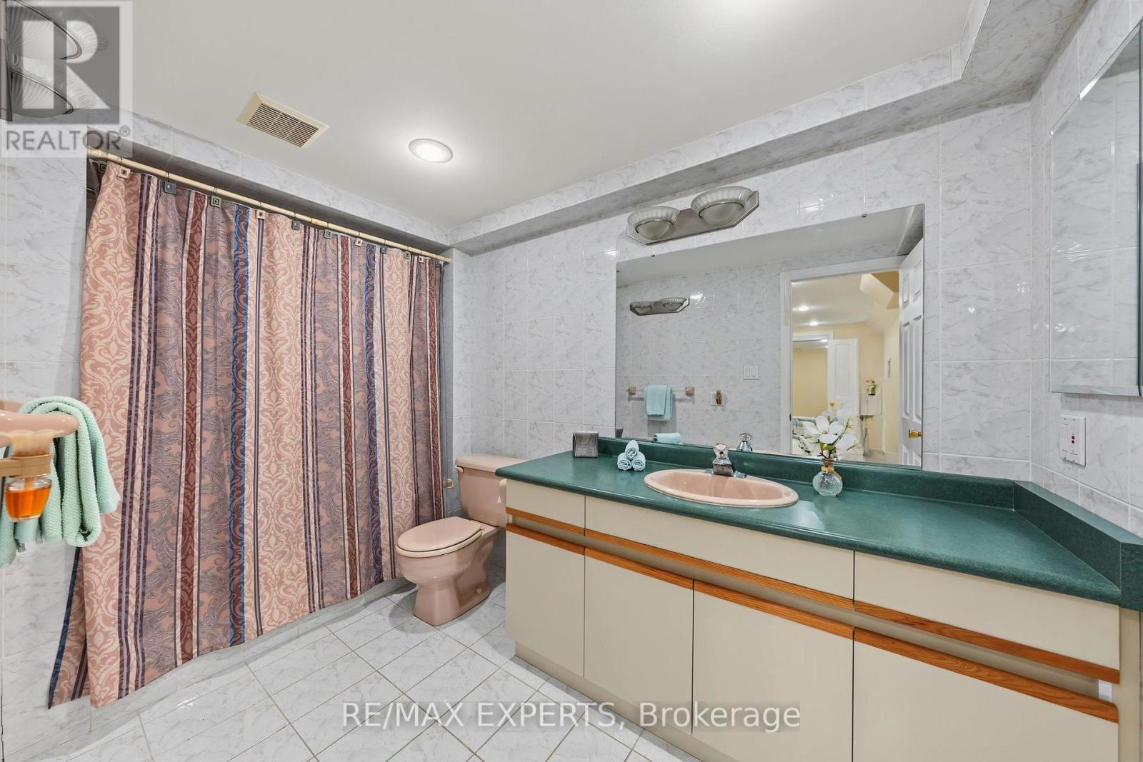 52 WESTCHESTER BOULEVARD - Image 43