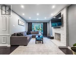 Sitting room - 52 Newcastle Crescent, Brampton, ON L6S3Y8 Photo 7