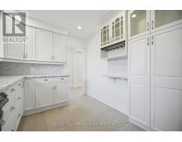 3195 Golden Orchard Drive, Mississauga, ON L4Y3G7 Photo 9