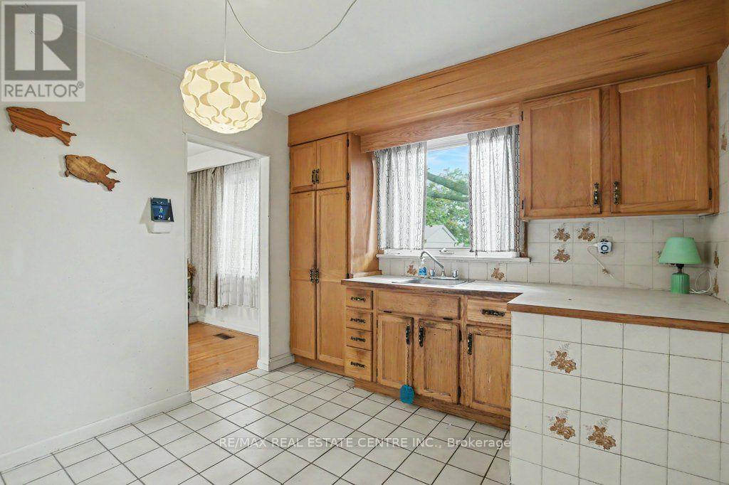 189 WAKEFIELD ROAD - 14