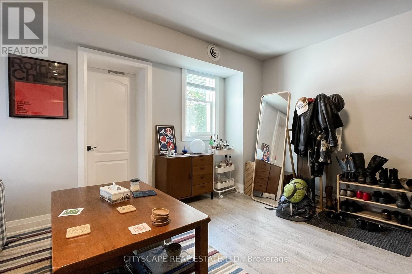467 KEELE STREET - 8