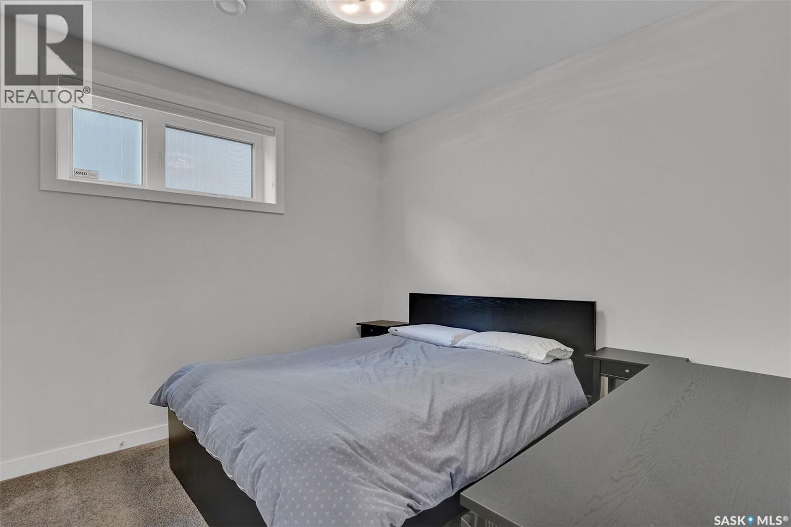 5253 SNOWBIRDS CRESCENT - 37
