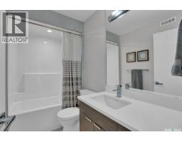 5253 Snowbirds Crescent, Regina, SK S4W0H4 Photo 20
