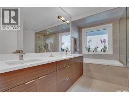 5253 Snowbirds Crescent, Regina, SK S4W0H4 Photo 25