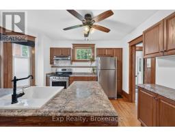 98 Cedar Street, Belleville, ON K8P3M4 Photo 11
