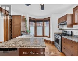 98 Cedar Street, Belleville, ON K8P3M4 Photo 12