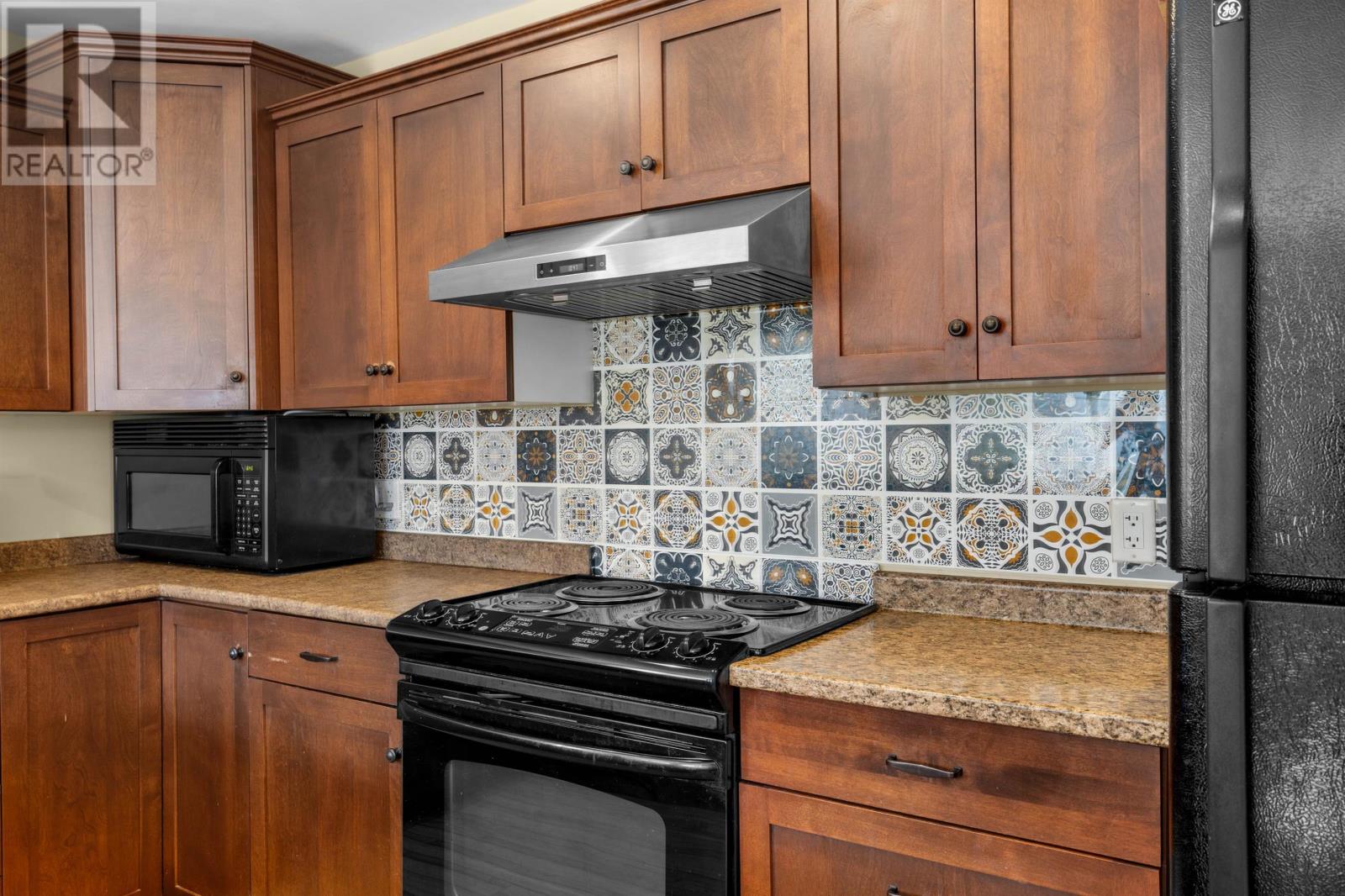 33 WILLIAMS Gate - Image 12