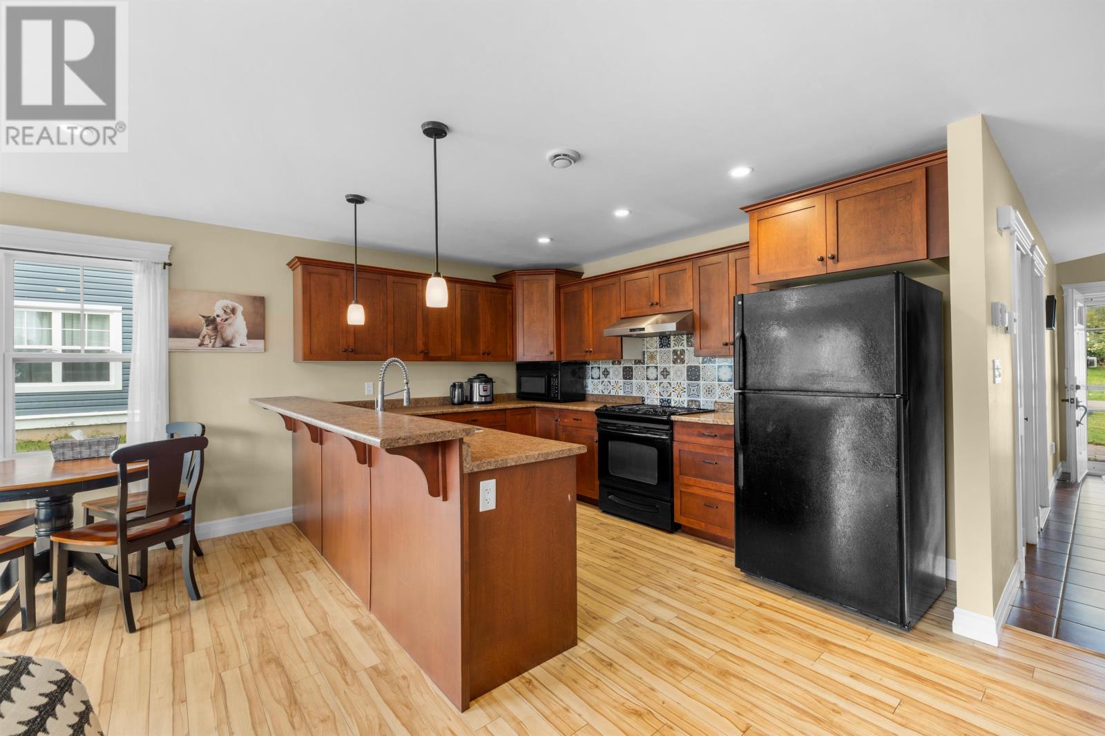 33 WILLIAMS Gate - 9