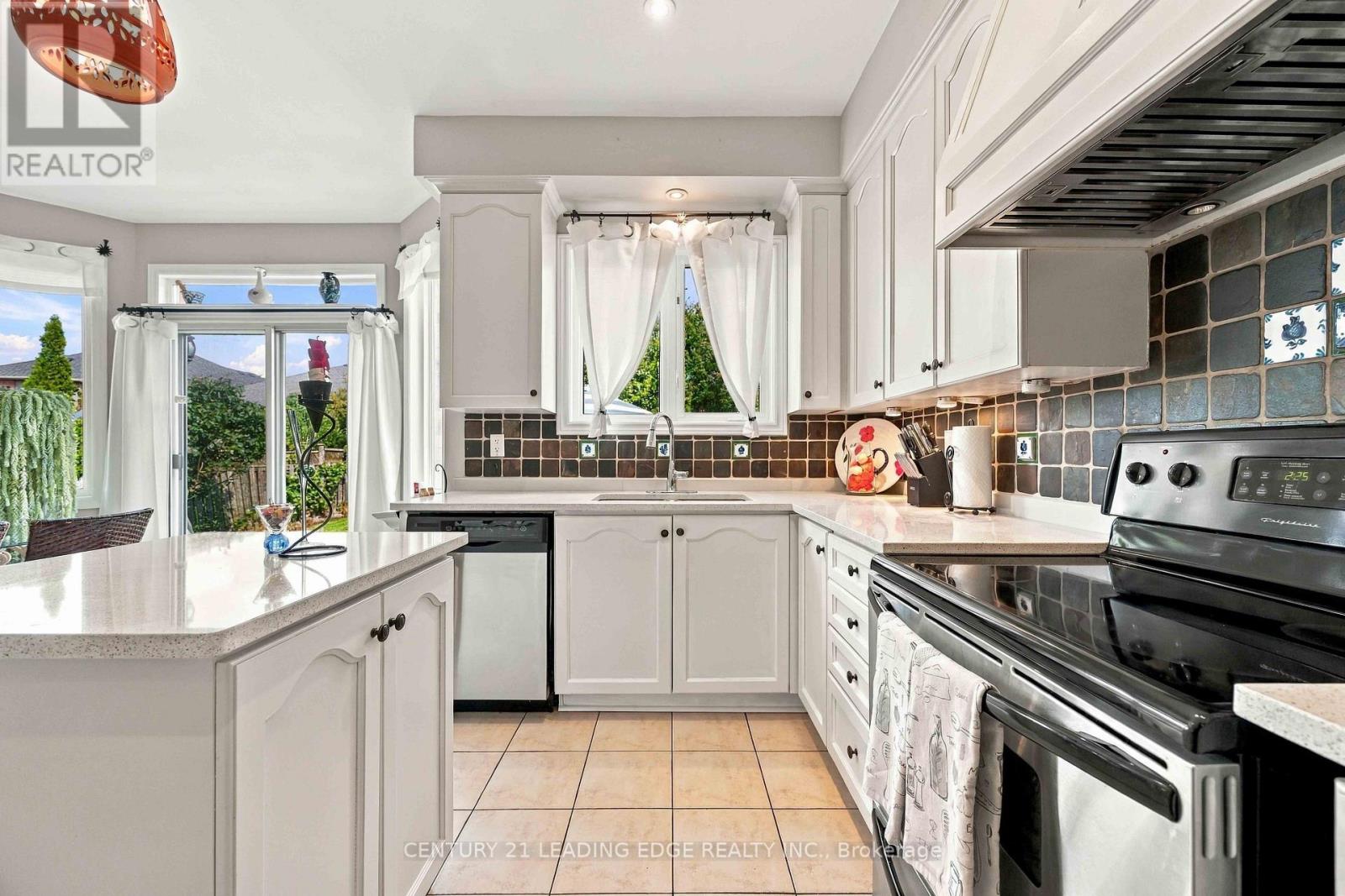 156 LANDSDOWN CRESCENT - 21