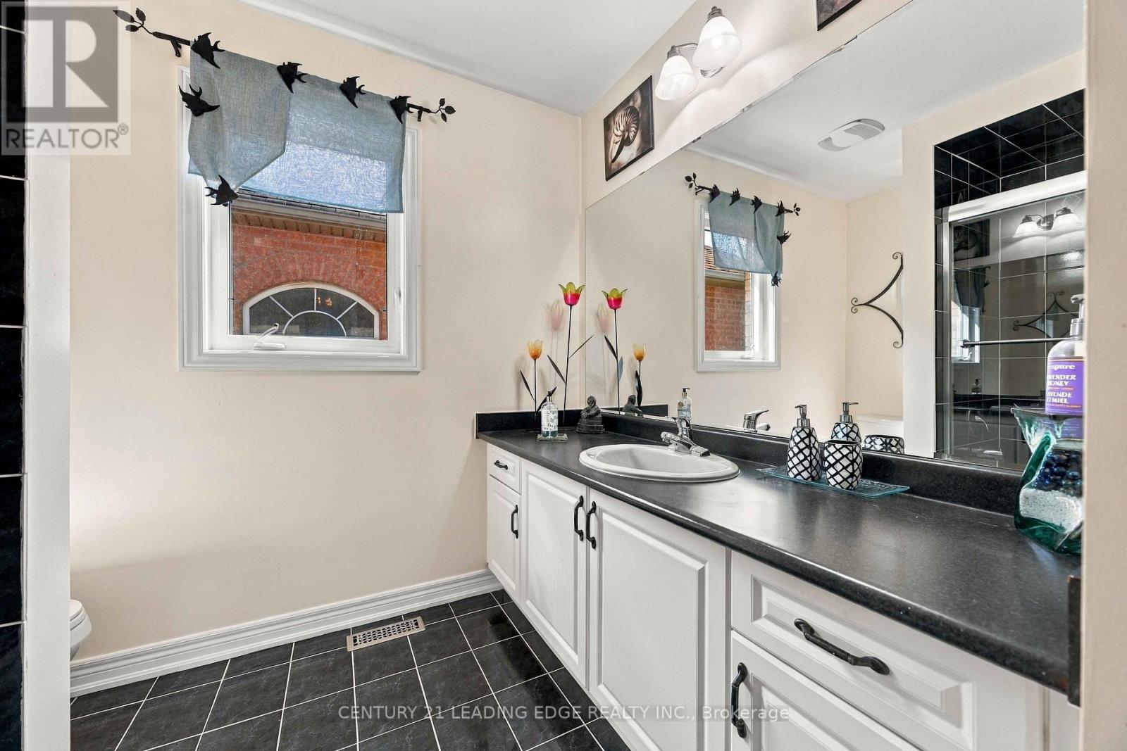 156 LANDSDOWN CRESCENT - Image 43